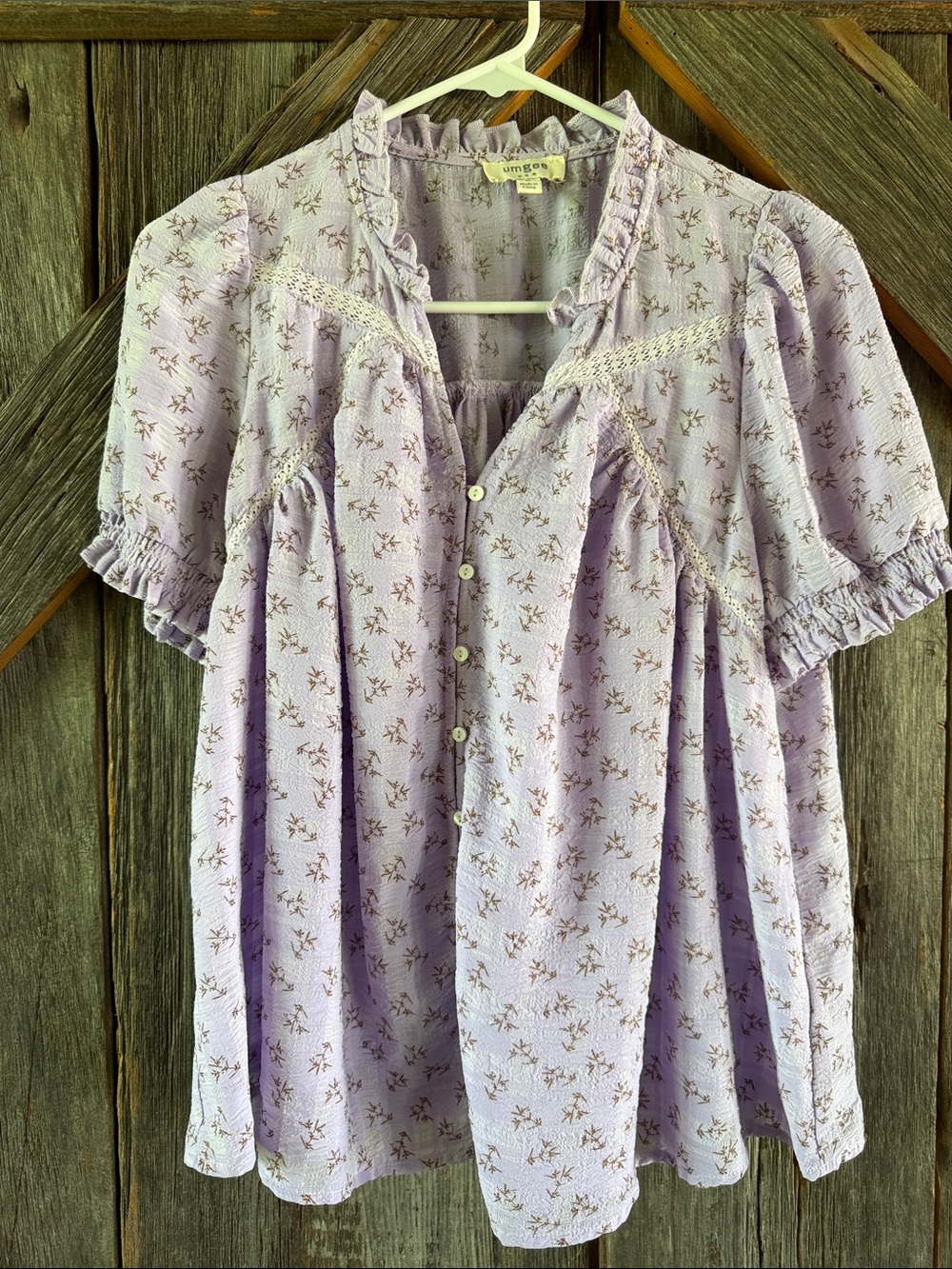 Umgee Lavender Floral Button-Front Puff Sleeve Blouse
